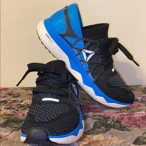Men’s 8 1/2 Reebok Floatride 2.0 Run Fast NEW!!